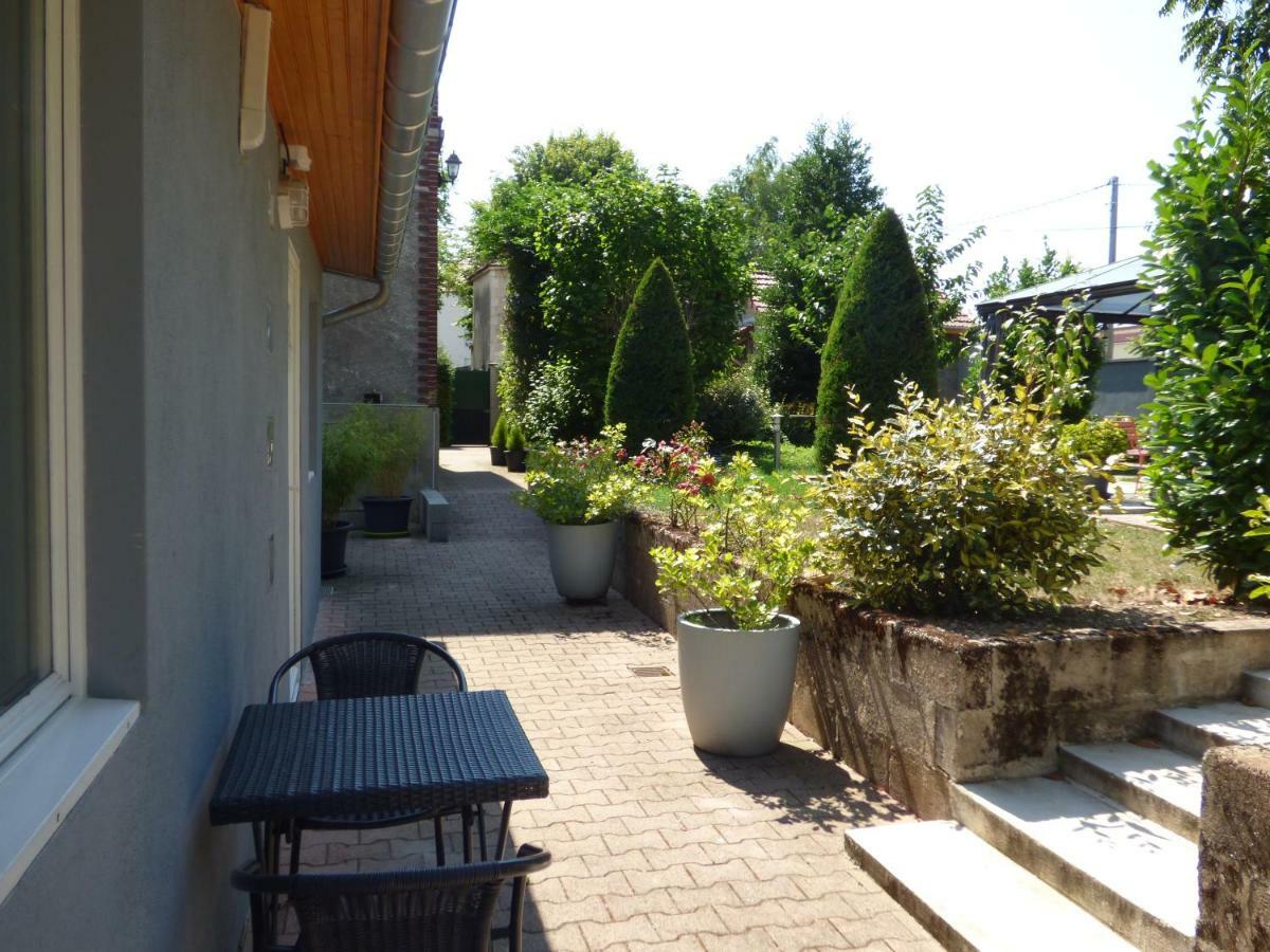 Gite De Preuilly Auxerre Bagian luar foto