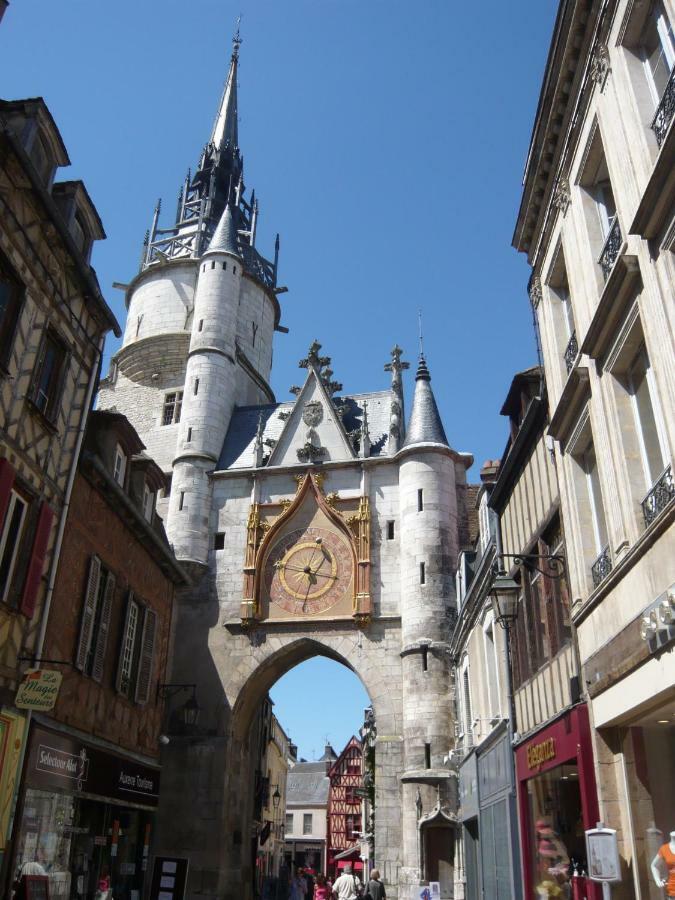 Gite De Preuilly Auxerre Bagian luar foto